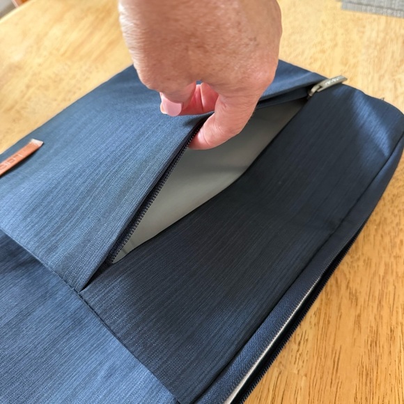 Lacdo padded laptop sleeve case 13-14” Navy Blue - Picture 4 of 9